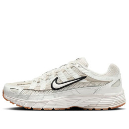Nike: Белые кроссовки 
