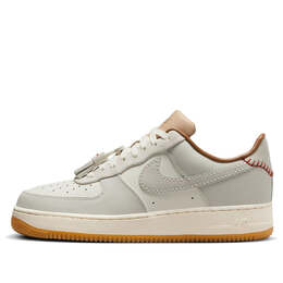 Nike: Белые кроссовки  Air Force 1