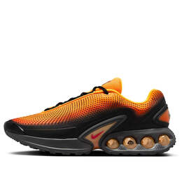 Nike: Оранжевые кроссовки  Air Max