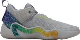 Adidas: Серые кроссовки 