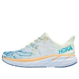 Hoka One One: Белые кроссовки 