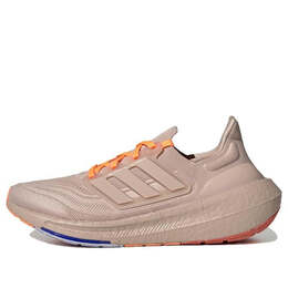 Adidas: Светлые кроссовки  UltraBoost