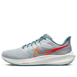 Nike: Оранжевые кроссовки  Pure Platinum
