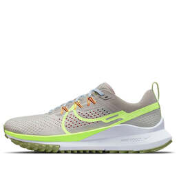 Nike: Светлые кроссовки  Trail