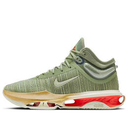 Nike: Зелёные кроссовки  Air Zoom