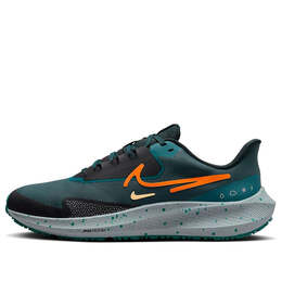 Nike: Оранжевые кроссовки  Air Zoom