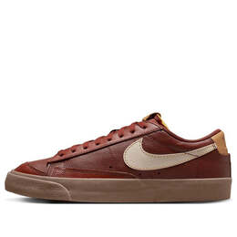 Nike: Коричневые кроссовки  Blazer Low 77