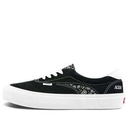 Vans: Чёрные кроссовки 