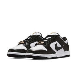 Nike: Белые кроссовки  Dunk Low SE