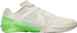 Nike: Зелёные кроссовки 