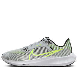 Nike: Серые кроссовки  Air Zoom
