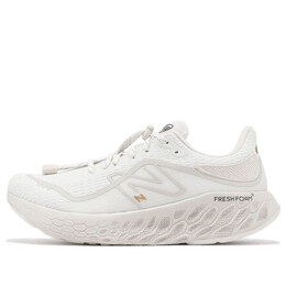 New Balance: Белые кроссовки  Fresh Foam