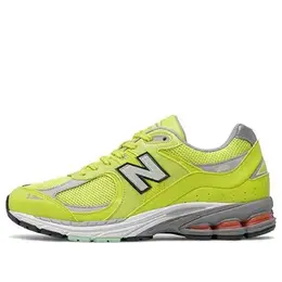 New Balance: Зелёные кроссовки 