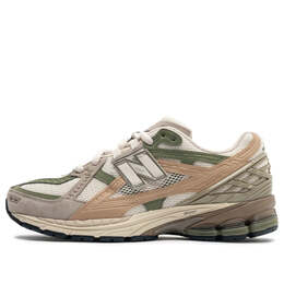 New Balance: Тёмные кроссовки 
