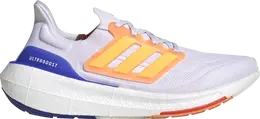 Adidas: Светлые кроссовки  UltraBoost