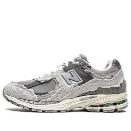 New Balance: Многоцветные кроссовки  2002R