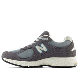 New Balance: Многоцветные кроссовки  2002R