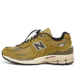 New Balance: Многоцветные кроссовки  2002R