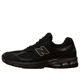 New Balance: Тёмные кроссовки  2002R