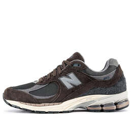 New Balance: Многоцветные кроссовки  2002R