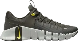 Nike: Зелёные кроссовки 