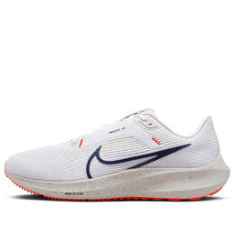 Nike: Белые кроссовки  Air Zoom