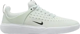 Nike: Зелёные кроссовки 
