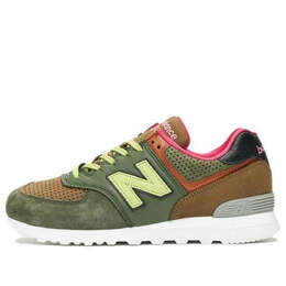 New Balance: Зелёные кроссовки  574