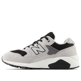 New Balance: Чёрные кроссовки 