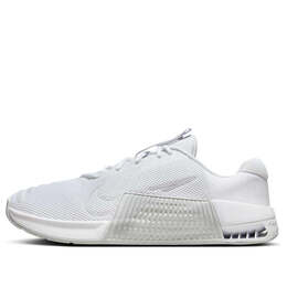 Nike: Белые кроссовки  Pure Platinum