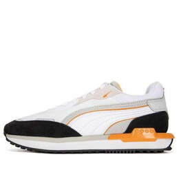 PUMA: Оранжевые кроссовки  Rider