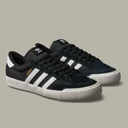 Adidas: Многоцветные кроссовки 