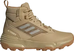 Adidas: Бежевые кроссовки  Terrex