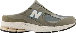New Balance: Серые кроссовки  2002R
