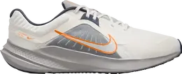 Nike: Оранжевые кроссовки 