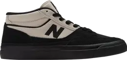 New Balance: Чёрные кроссовки 