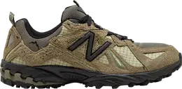 New Balance: Зелёные кроссовки 