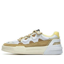 Fila: Белые кроссовки 