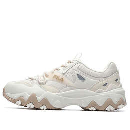 Fila: Белые кроссовки 