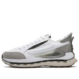 Fila: Белые кроссовки 