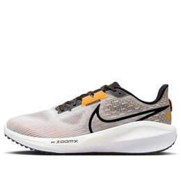 Nike: Белые кроссовки  Air Zoom
