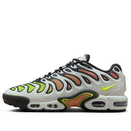 Nike: Светлые кроссовки  Air Max Plus