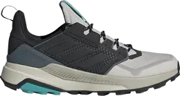 Adidas: Серые кроссовки  Terrex