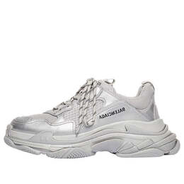 Balenciaga: Серебристые кроссовки  Triple S