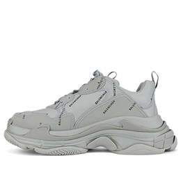 Balenciaga: Серые кроссовки  Triple S