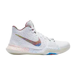 Nike: Белые кроссовки  Kyrie 3