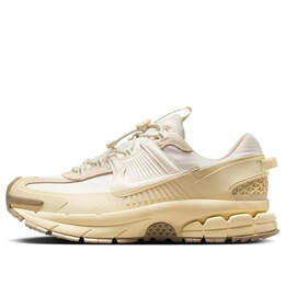 Nike: Светлые кроссовки  Air Zoom