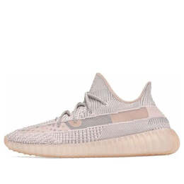 Adidas: Светоотражающие кроссовки  Yeezy Boost 350 v2