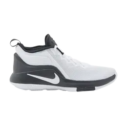 Nike: Белые кроссовки 