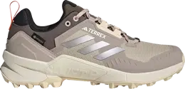 Adidas: Фиолетовые кроссовки  Terrex Swift